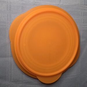 Tupperware FlatOut Collapsible Container 950mL Orange 5453D-1 Silicone Storage